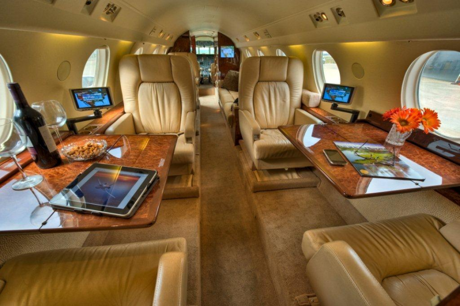 aereo d'affari Dassault Falcon 20